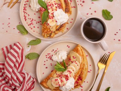 Omlet Bananowy z Kremem Pistacjowym